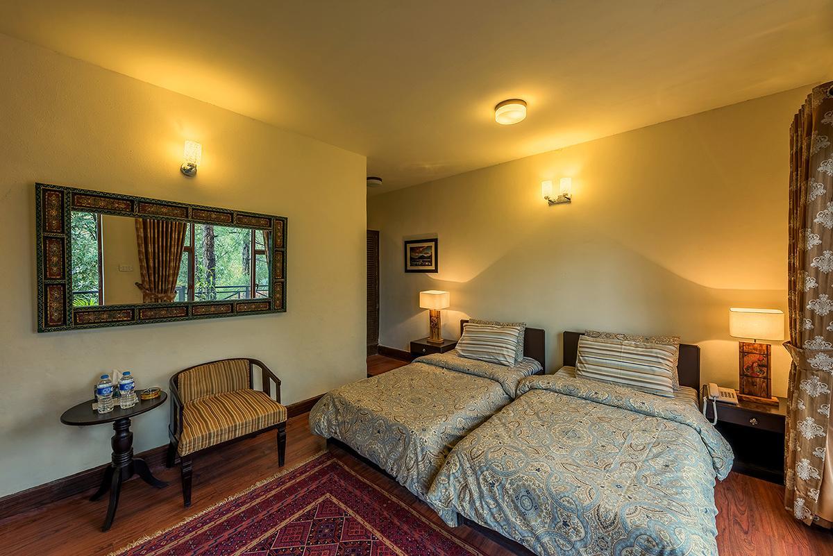Arcadian Blue Pines Hotel Murree Luaran gambar