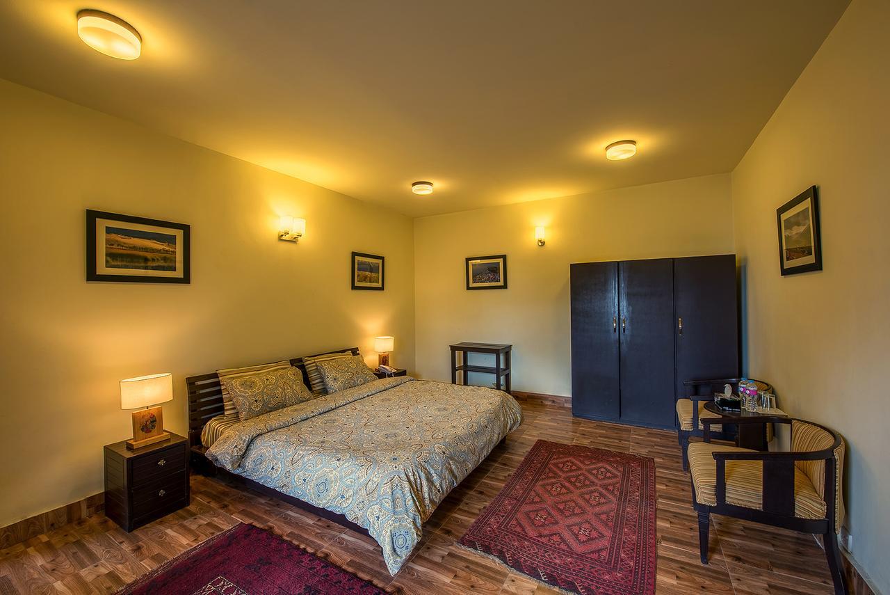 Arcadian Blue Pines Hotel Murree Luaran gambar