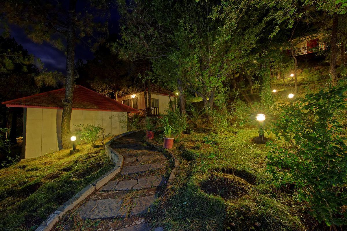 Arcadian Blue Pines Hotel Murree Luaran gambar