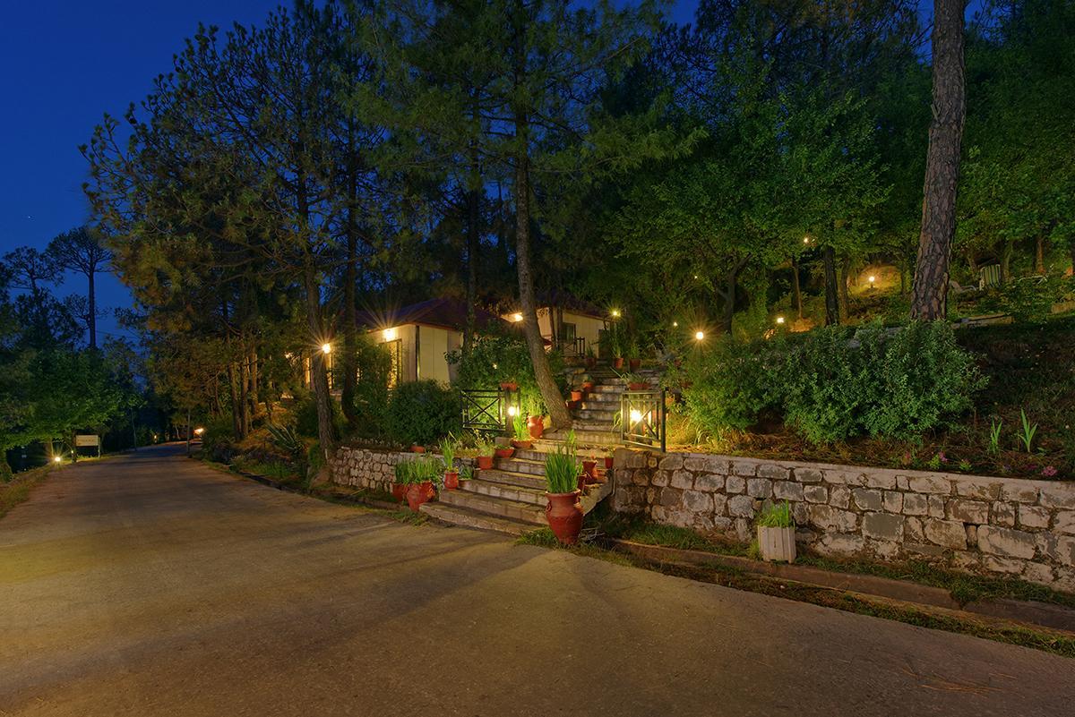 Arcadian Blue Pines Hotel Murree Luaran gambar