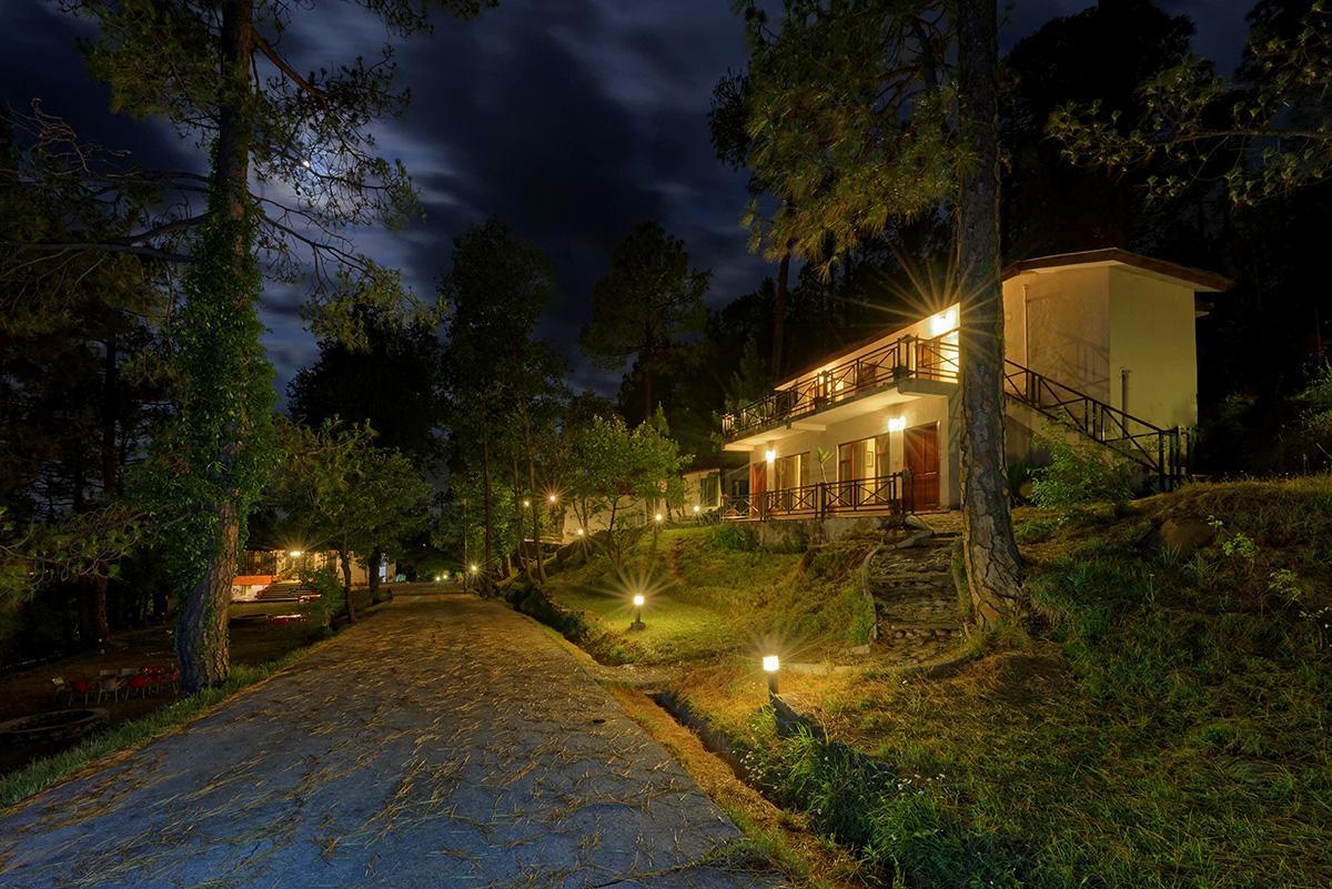 Arcadian Blue Pines Hotel Murree Luaran gambar
