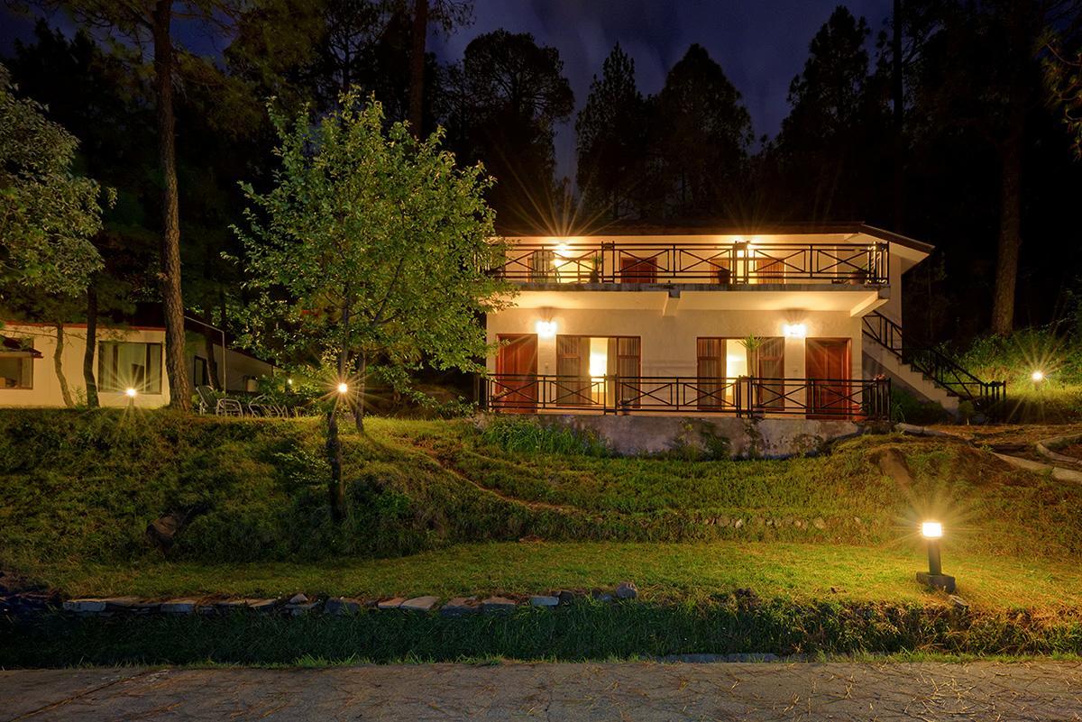 Arcadian Blue Pines Hotel Murree Luaran gambar